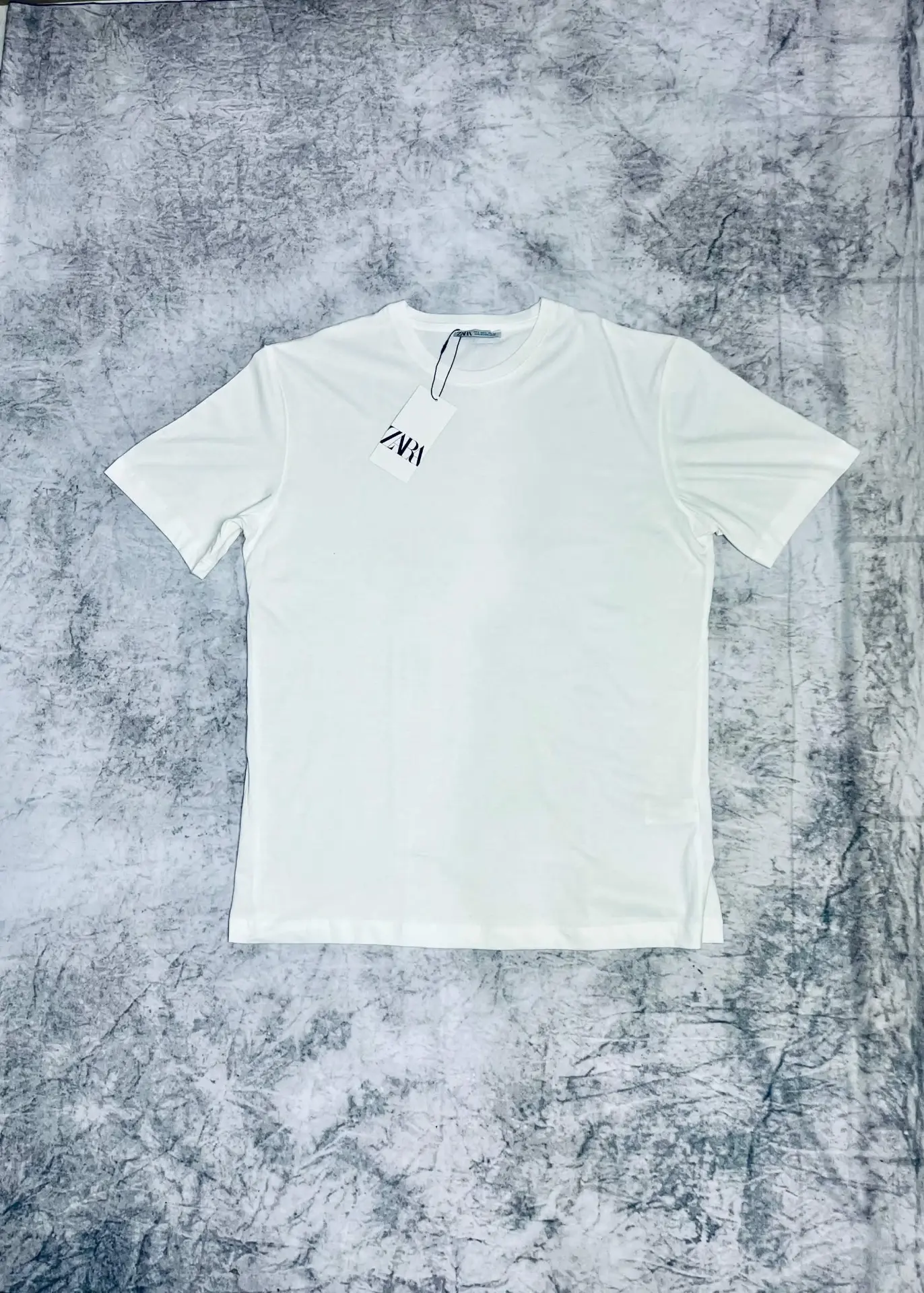 Camiseta Zara Básica Branca