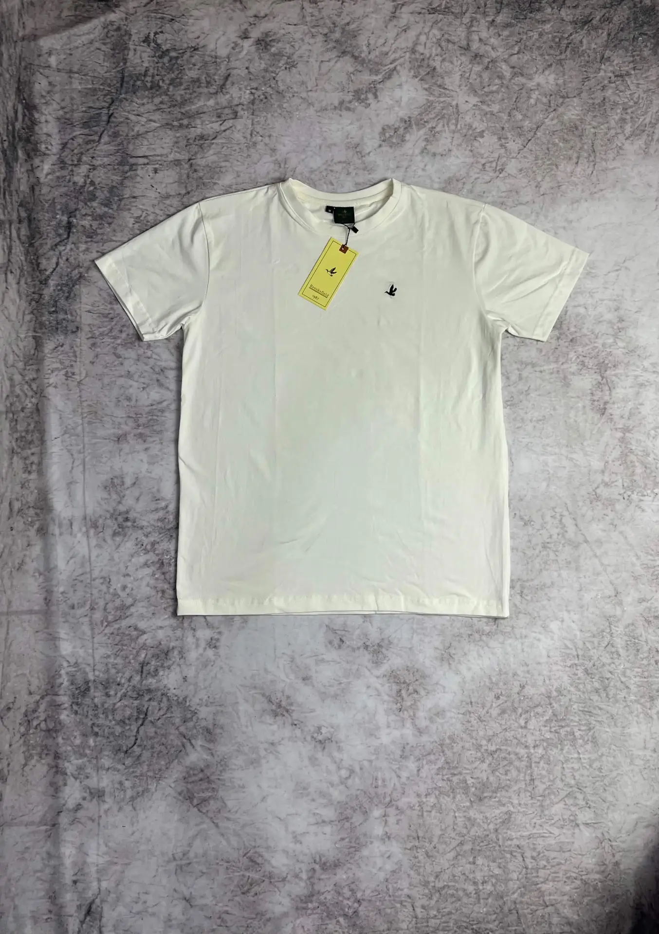 Camiseta Brooksfield Pássaro Bordada Branca